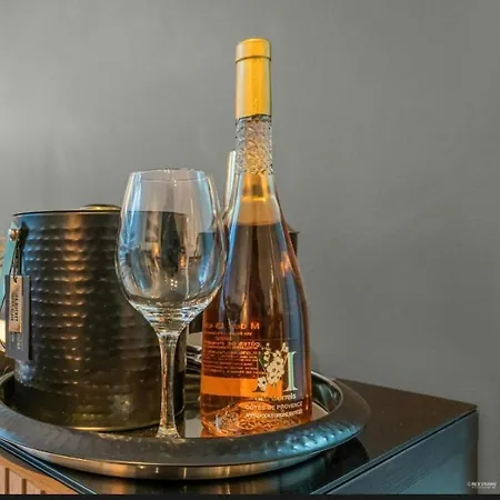 Apartament Hanza Tower Club Family Sauna & Pool & Jacuzzi *
