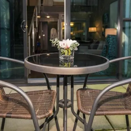 Hanza Tower Club Family Sauna & Pool & Jacuzzi Apartment *